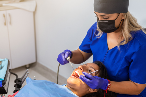 An Emergency Dentist&#    ;s Guide To A Dental Abscess